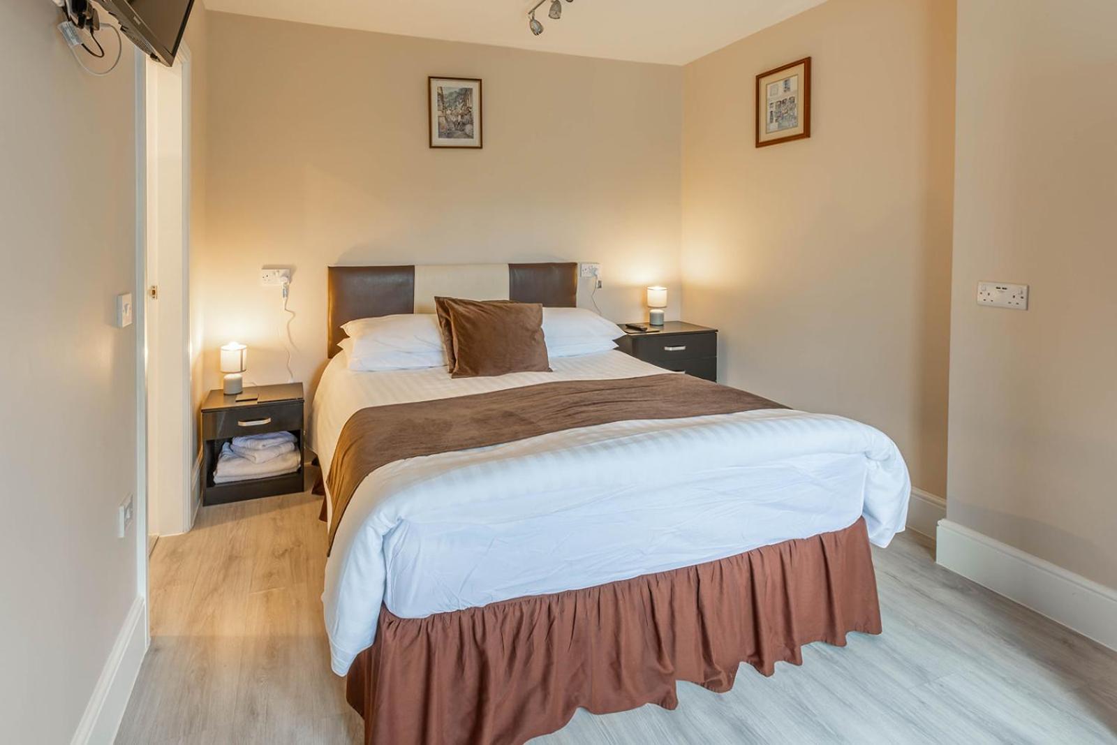 Windermere Studio Rooms - With Free Car Parking Onsite Exterior foto