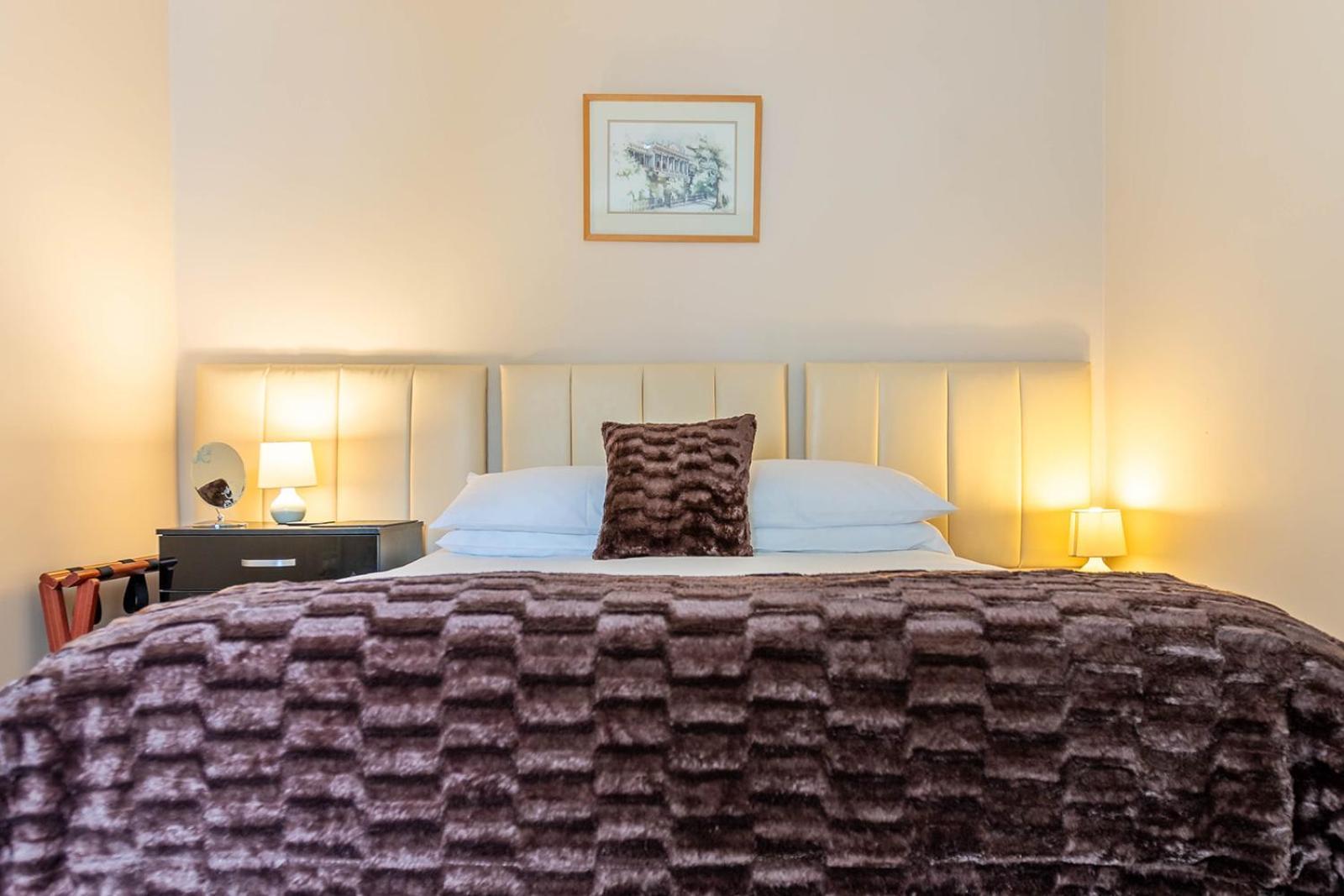 Windermere Studio Rooms - With Free Car Parking Onsite Exterior foto