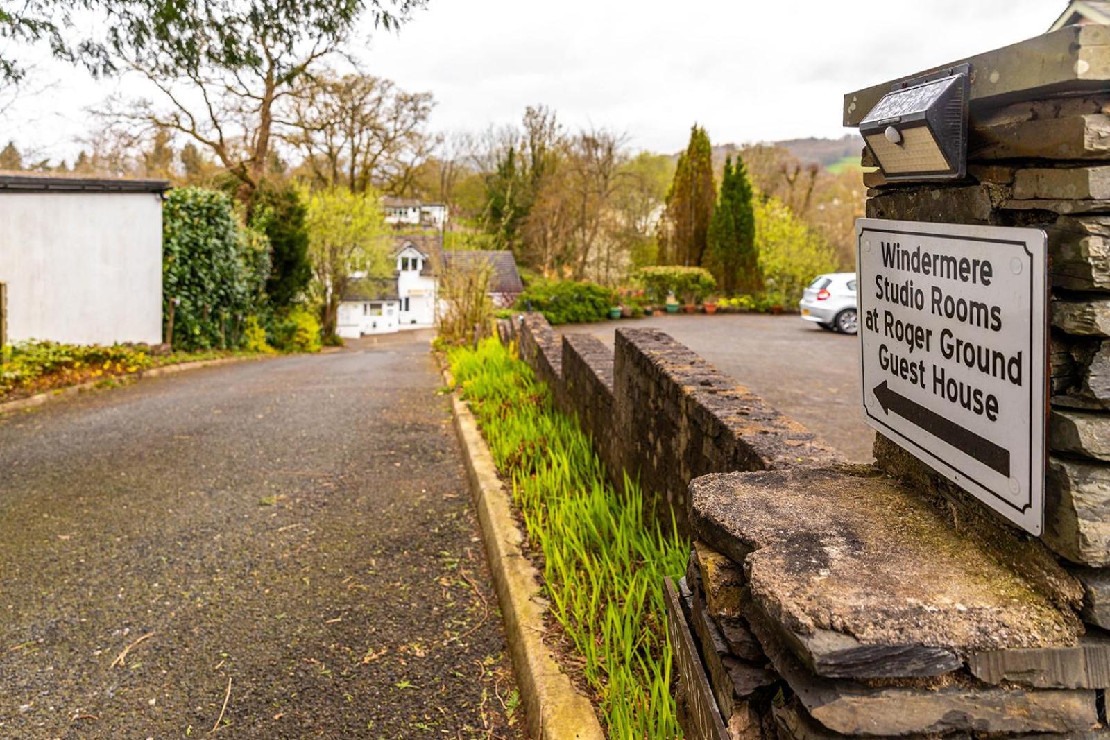 Windermere Studio Rooms - With Free Car Parking Onsite Exterior foto