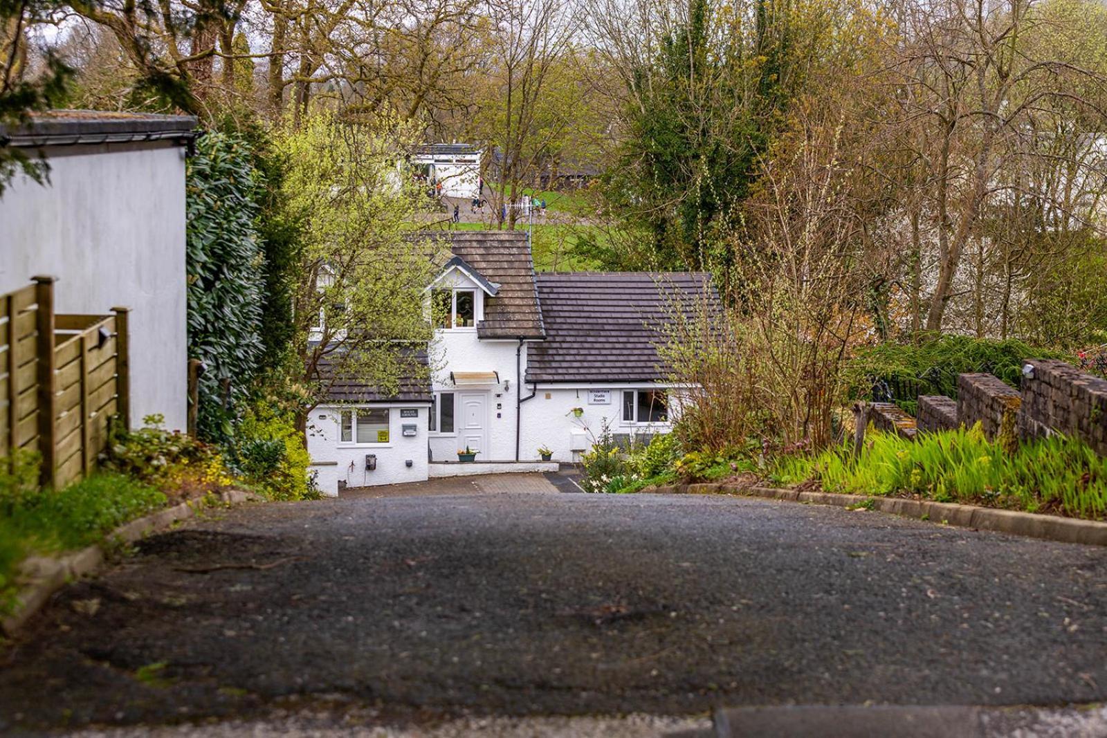 Windermere Studio Rooms - With Free Car Parking Onsite Exterior foto